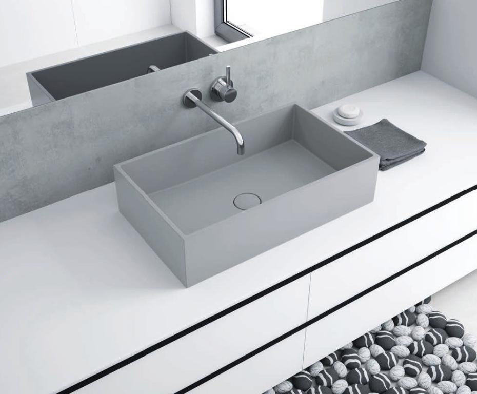 moderne Waschtischanlage mit Unterschrank